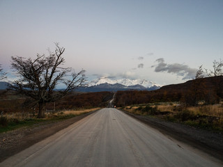 探亲假需要满足什么条件