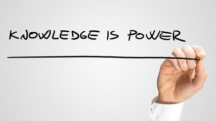 奇骏的下摆臂是什么材质