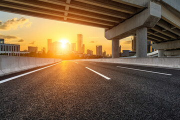 去法国留学要带哪些物品