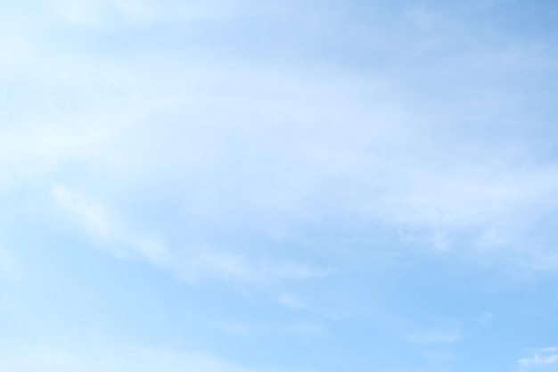 小孩跟大人住酒店需要证件吗